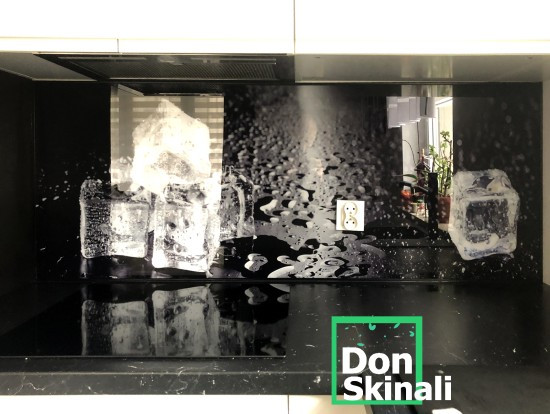 Panele szklane do kuchni - dlaczego warto?